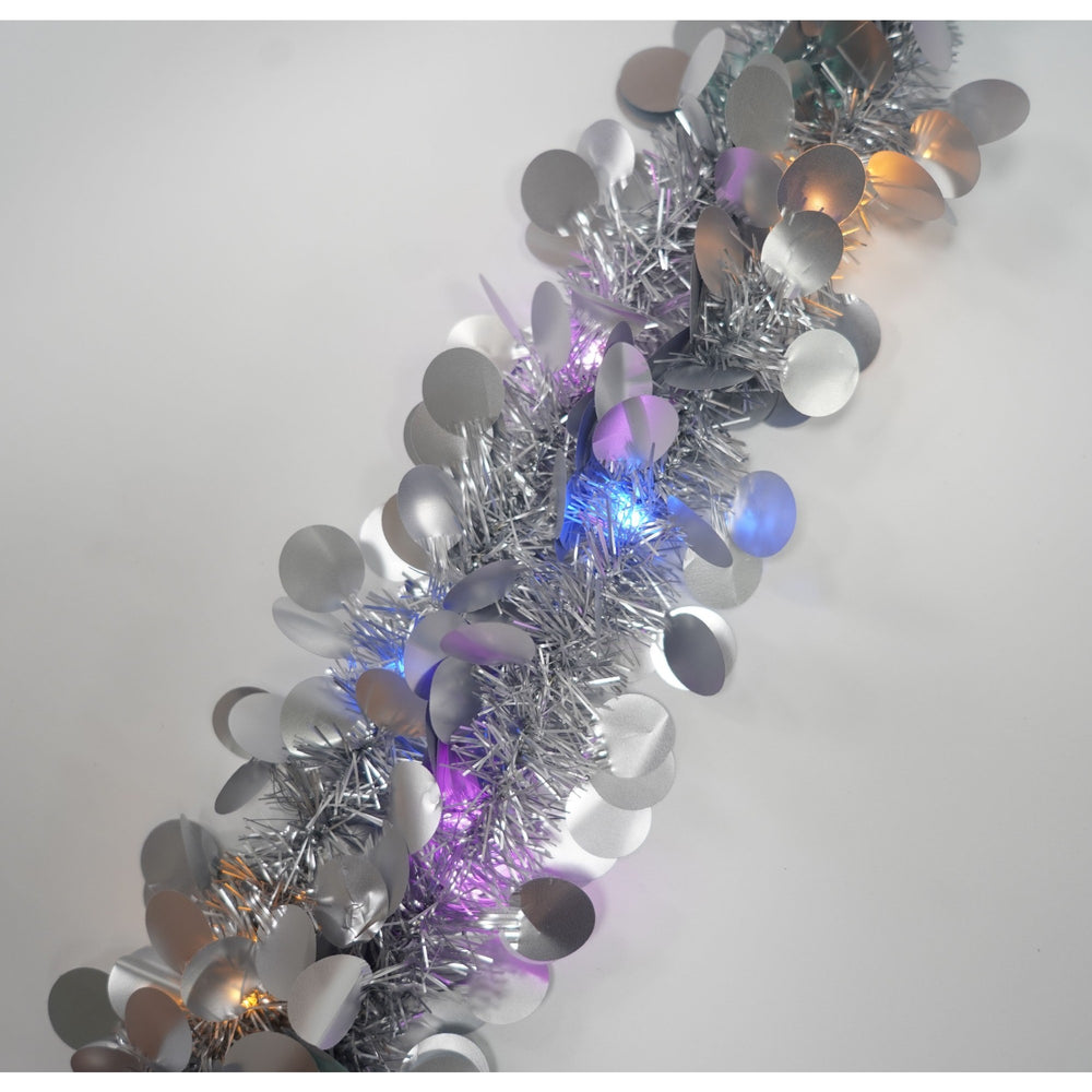 Beteala Craciun cu LED, Argintie, model cu paiete rotunde, 2 m x 5 cm, PVC, Sir, Artificiala