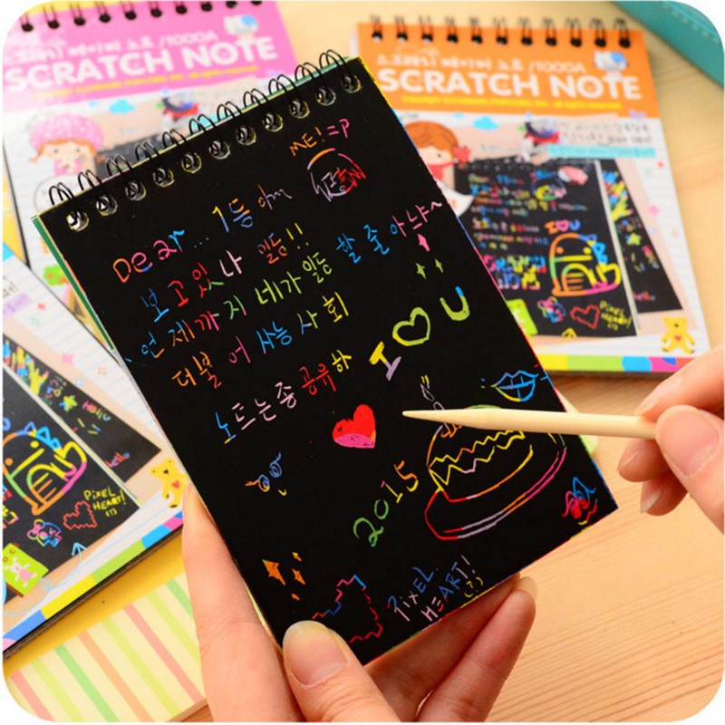 Caiet cu fise razuibile, DIY Magic Scratch, 12 File, Curcubeu, Creion din Lemn, Cartonase negre, 14.5 x 10 cm, roz