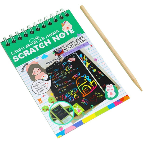 Caiet cu fise razuibile, DIY Magic Scratch, 12 File, Curcubeu, Creion din Lemn, Cartonase negre, 14.2 x 9.8 cm, Verde