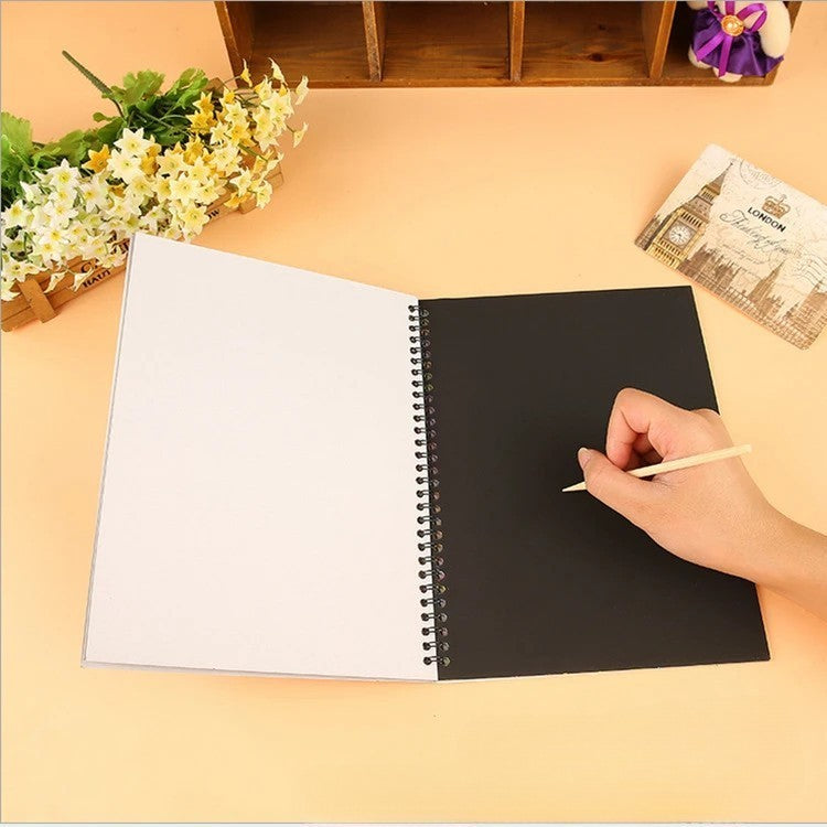 Caiet cu Foi de Hartie de Razuit, cu Un Stilou din Bambus, pentru Desen, Curcubeu, 19 x 26 cm, Negru