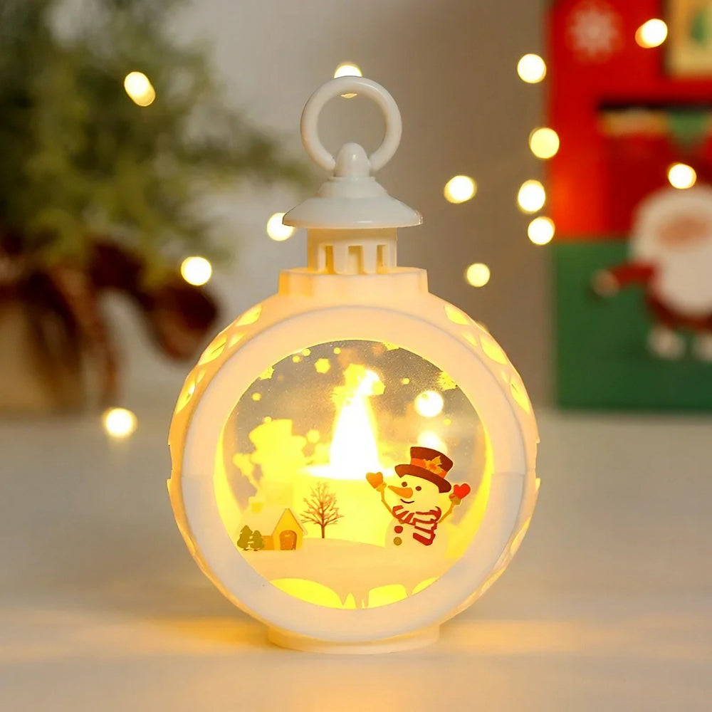 Decoratiune Craciun tip Felinare cu baterii, 13.5 x 9 cm, Lumanare cu geam si inscriptie om de zapada, lumina alb cald, baterii incluse, Alb