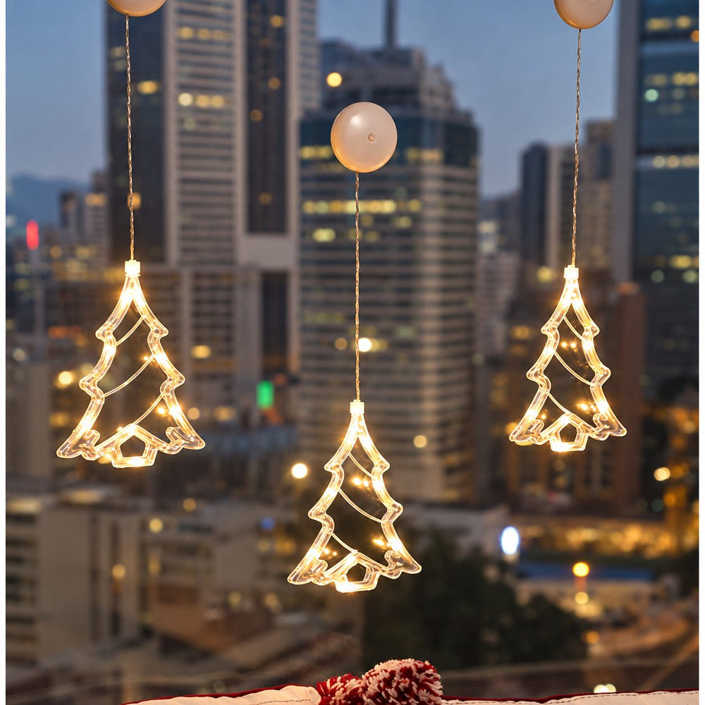 Decoratiune Luminoasa de Craciun pentru Fereastra, Model Brad, Iluminare LED, cu Ventuza, Plastic, 21 x 13 cm, Lumina Alb Cald