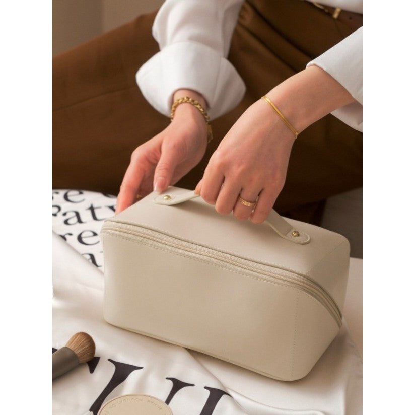 Geanta de Calatorie, Pentru Cosmetice, Portabila, Impermeabila, din Piele Ecologica, Compartimente Multiple, cu Fermoar, 23 x 11.5 x 10.5 cm, Crem