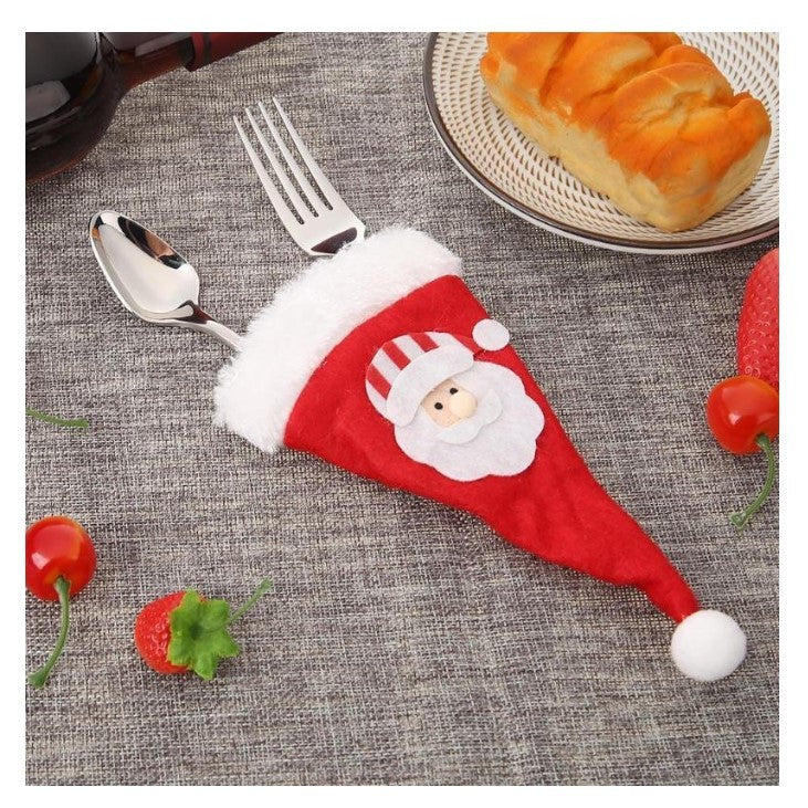 Husa decorativa festiva pentru 3 tacamuri, model caciulita cu Mos Craciun, material textil si poliester, 19 x 10 cm, rosu