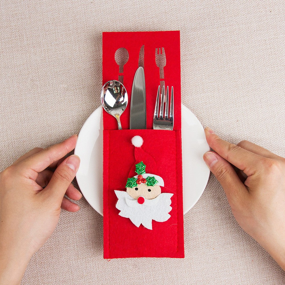 Husa decorativa pentru set tacamuri, model Mos Craciun, material poliester, 25 x 8.5 cm, rosu
