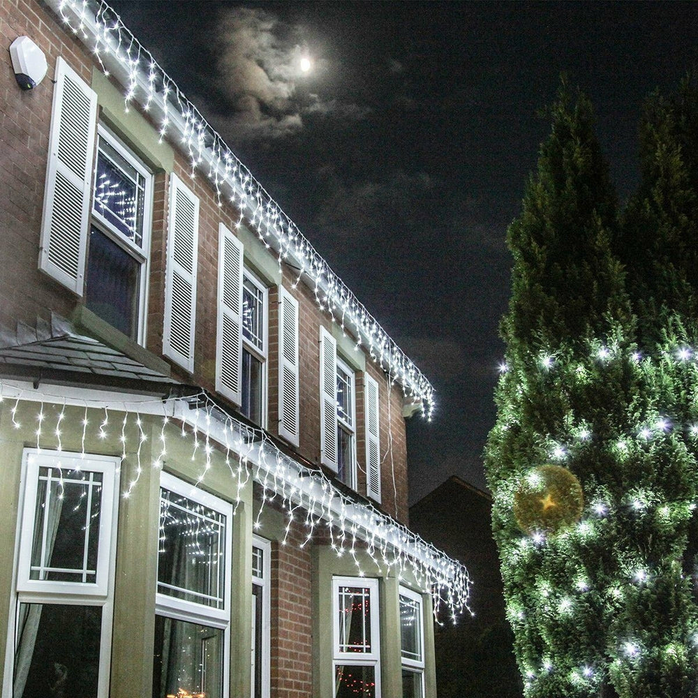 Instalatie Craciun, 85 m, Led-uri, Franjuri, Alb rece, Flash, Alimentator, Interconectabila, Fir