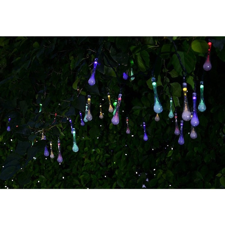 Instalatie Craciun, Tip Picaturi, 30 Led-uri, 6.5 metri, Multicolor, Energie solara, Senzor de lumina