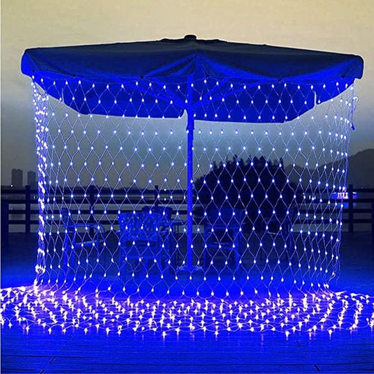 Instalatie Craciun, Tip Plasa, IP 44, 28 x 1 m, 1120 LED-uri, Albastru, 8 jocuri de lumini, Transformator cu telecomanda, Interconectabila, Prelungitor 3 m inclus, Fir transparent
