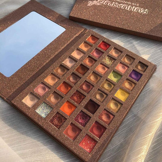 Paleta de farduri cu 40 de culori pigmentate, Maro cu sclipici