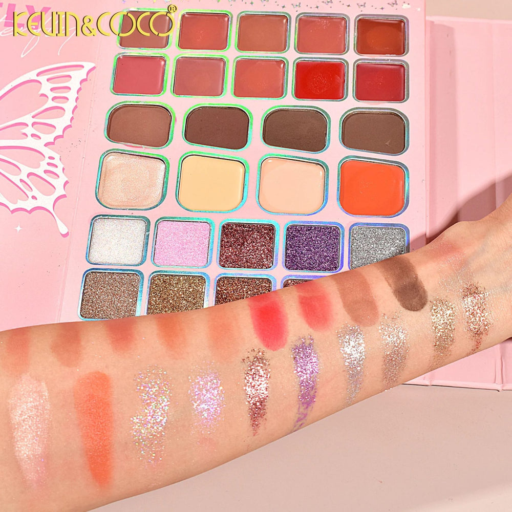 Paleta de Machiaj Profesionala KEVIN & COCO Glowy Butterfly Makeup Book, 96 Nuante, Trusa Multifunctionala pentru Ochi, Buze si Fata, Farduri Mate si Sidefate, Blush, Iluminatoare si Produse, pentru Toate Tipurile de Ten, 21 x 16.5 x 3.6 cm, Roz