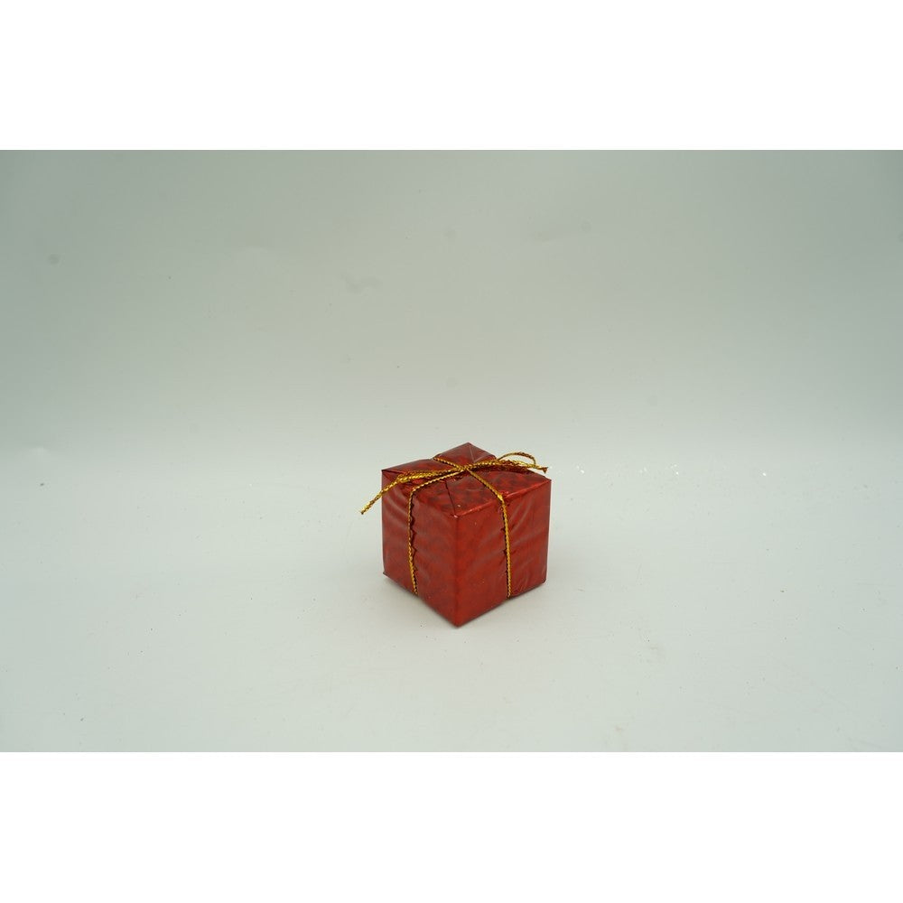 Set de 12 ornamente de brad, de tip Glob, Rosu/ Auriu, din polistiren, cu finisaj sclipitor, cutie 4 cm adancime x 20 cm inaltime x 12 cm lungime)