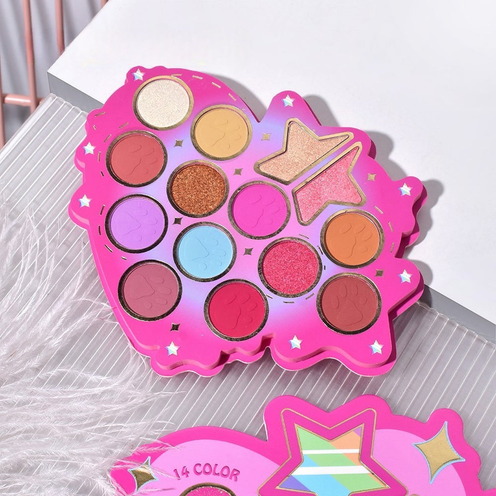 Set Machiaj Kevin&Coco Red Heart Eyeshadow Palette, Paletă cu 14 Farduri de Pleoape, Lip Gloss, Creion pentru Ochi și Ascuțitoare, Design Inimă, 21 x 20.5 x 2.2 cm, Roz