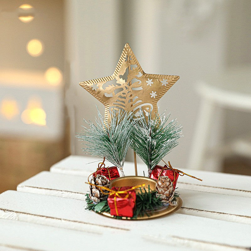 Suport Decorativ pentru Lumanare de Craciun, Ornament pentru Lumanare pe Masa, Model Stea cu Clopotei si Crengute de Brad, din Art Metal, fara Lumanare 13 x 8.3 cm, Auriu