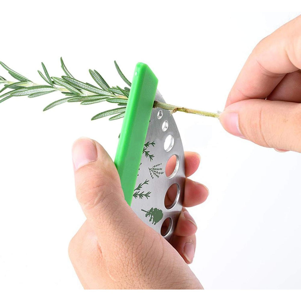 Tocator manual pentru ierburi, instrument de curatat frunze, margini ascutie, 9 gauri de diferite dimensiuni, multifunctional, material otel inoxidabil, maner ergonomic, rezistent la rugina, 12.3 x 6.9 cm, argintiu